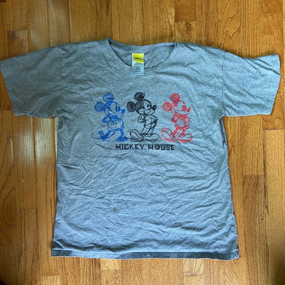 Authentic DISNEY Mickey Mouse gray graphic T-shir